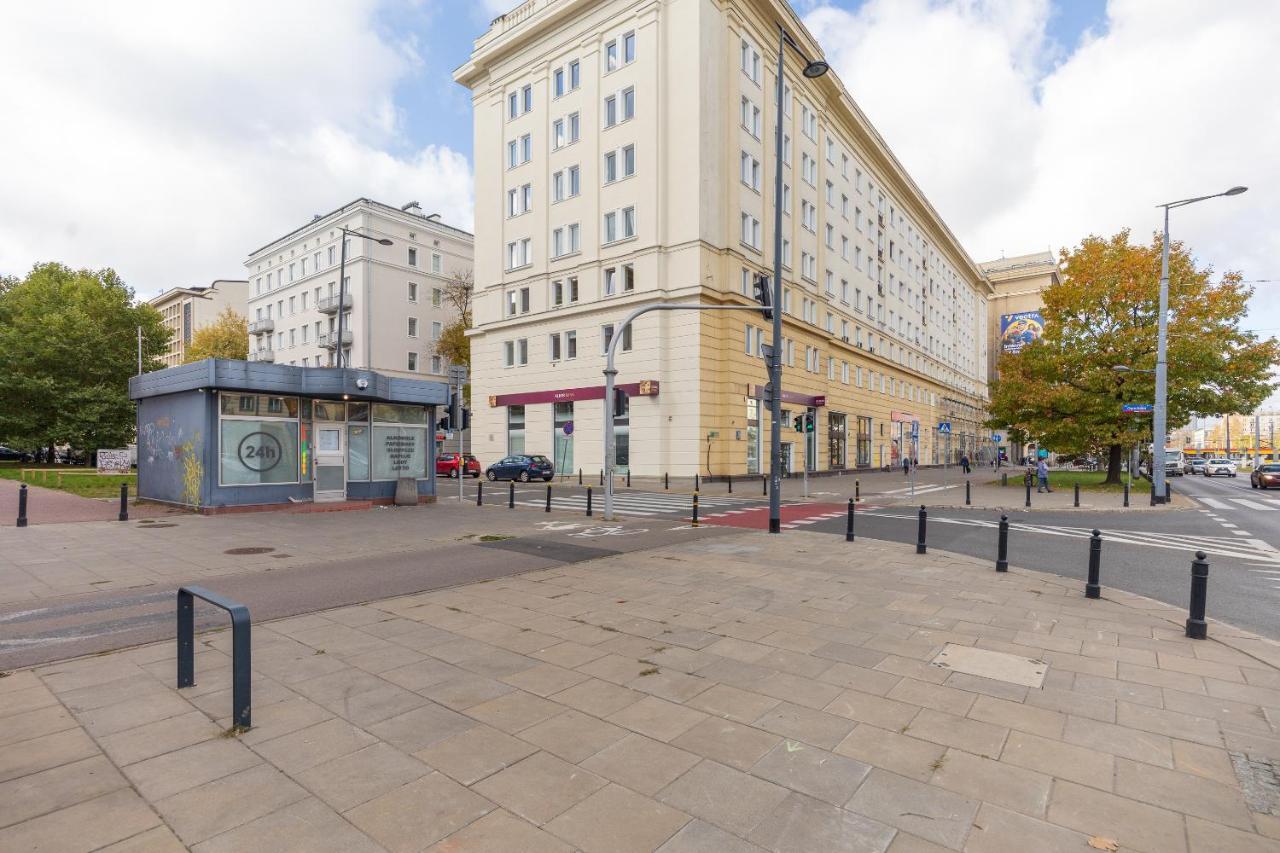 Designer In The Leilighet Warszawa